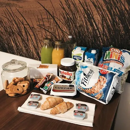 New Aviatiei Business District Modern Flat With Free Netflix アパート ブカレスト